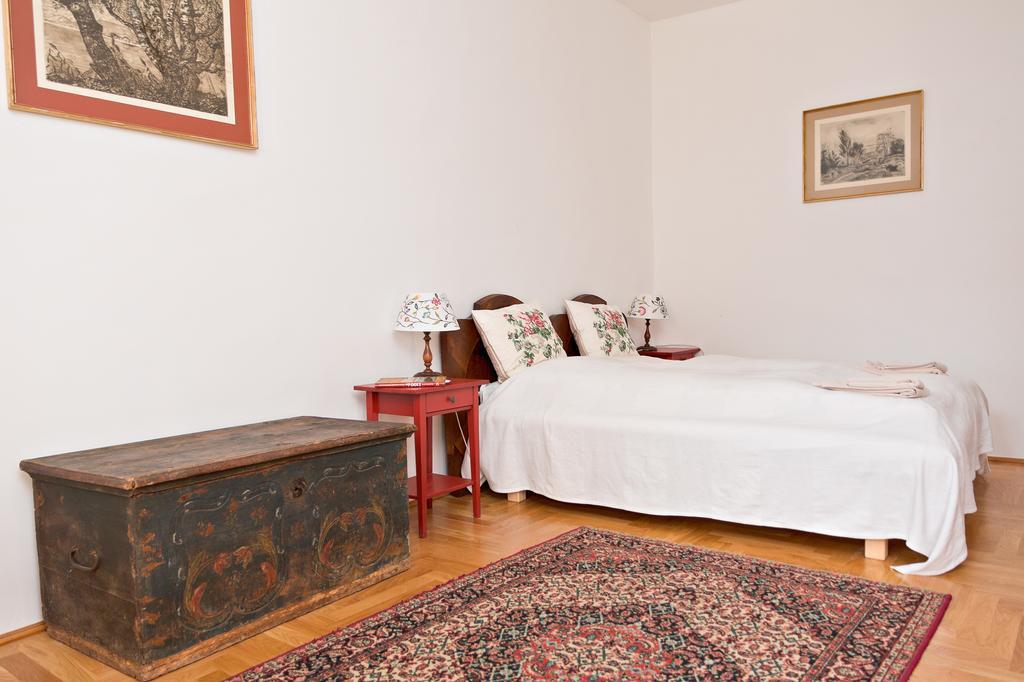 Barta Pince Vendeghaz Mad Hotel Kamer foto